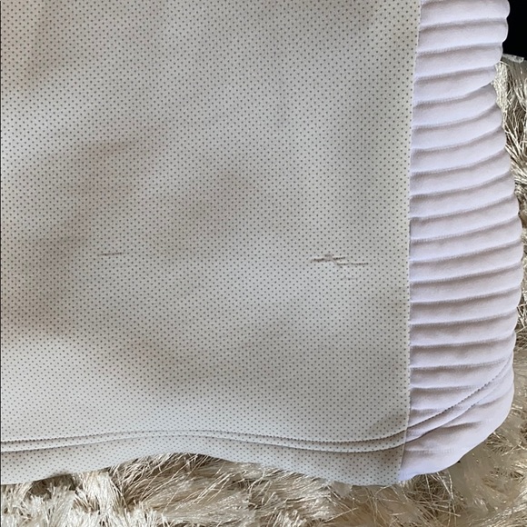 Under Armour zip up - Picture 5 of 5